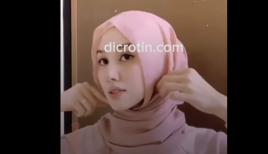 Afifa Cewek Jilbab Bening Tocil Colmek Bugil