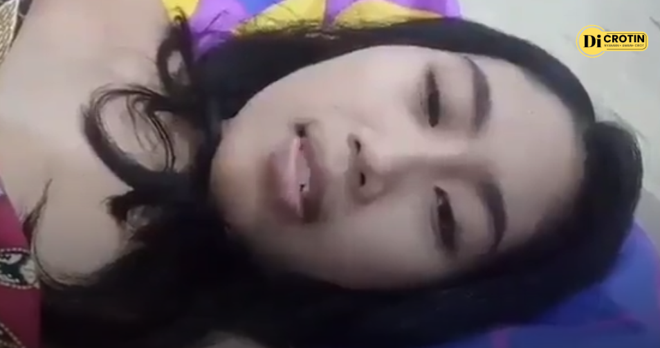 Cewek Cantik Spesial Colmek Buat Suami Orang